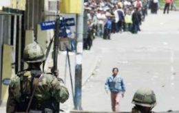 Morales pull out the army in spite of continue rioting