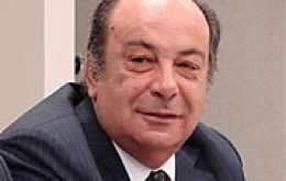 Minister Fernandez emphasized Uruguay's interest in scientific research