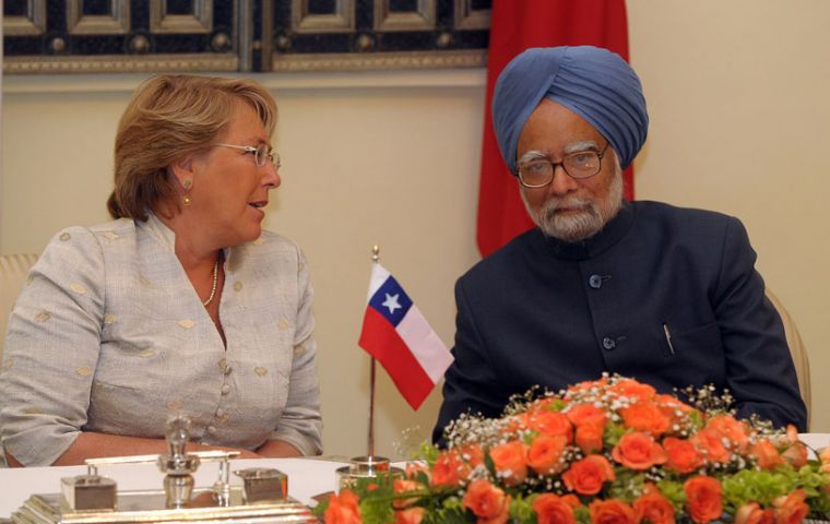 Chilean President Michelle Bachelet with PM Manmohan Singh