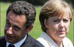 Nicolas and Angela insist on strict regulation for the financial sector