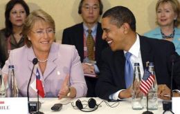 President Michelle Bachelet  and her counterpart Barack Obama during the recent Summit of the Americas