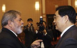 Ptes. Lula and Hu Jinatao discuss bilateral trade in Real and Yuan