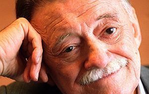 Famed Uruguayan writer Mario Benedetti