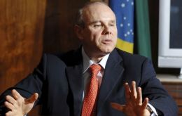 Finance minister Mantega pointed out that the move is not intended to weaken the US dollar.