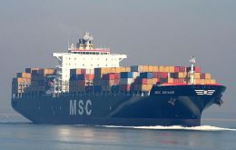 MSC Oriane is transporting 89 containers with 1.500 tons.