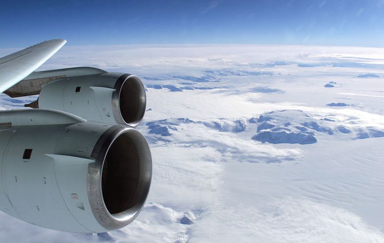 During six weeks NASA largest airborne lab will be flying over Antarctica