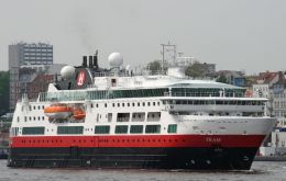 MS “Fram” was in Buenos Aires over the weekend and now is heading for Ushuaia