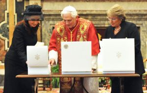 Pope welcome Presidents Cristina Fernandez of Argentina and Michelle Bachelet of Chile.