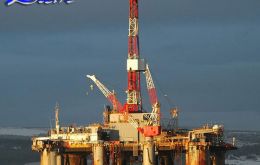 Ocean Guardian oil rig left Las Palmas on her way to the Falklands
