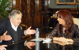 President elect Jose Mujica is expected to meet with Cristina Kirchner (Photo file)
