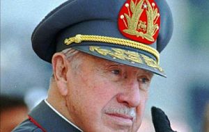 Former dictator Pinochet had amassed 26 million USD in off-shore accounts