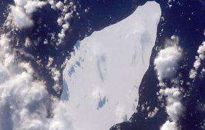 The Metz Glacier tongue from where the huge mass of ice broke loose 