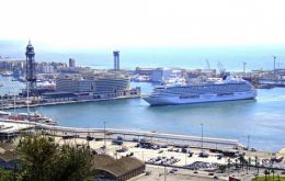 Barcelona is the leading port but Málaga is growing rapidly 