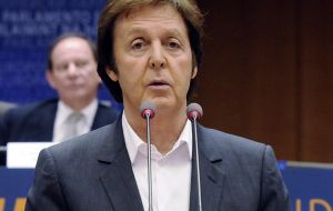 Sir Paul McCartney has been campaigning of the slogan: “Less meat = less heat”