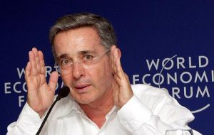 “Security and investment” two clue elements for economic development, according to Uribe 