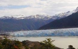 One glacier has shrunk 7.9 metres between 1974 and 2009