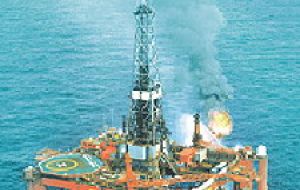 The Aban Pearl rig: 95 workers rescued and no gas leaks  