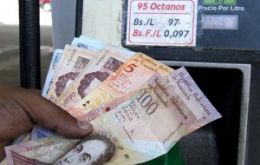 The new system confirms a further devaluation of the Bolivar