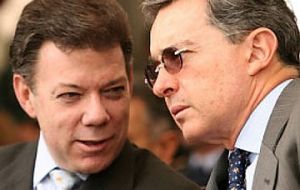 Juan Manuel Santos the leading candidate to succeed President Uribe