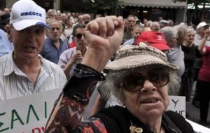 Greek protestors take to the streets of Athens 