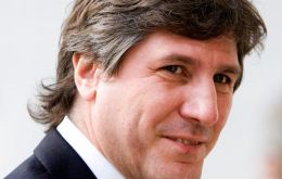 Economy minister Amado Boudou will have to wait for Maradona 