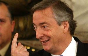 Nestor Kirchner celebrated the latest debt swap and the achievements of the couple’s administrations   