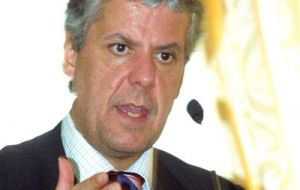 Director of the IMF's Western Hemisphere Department Nicolas Eyzaguirre 
