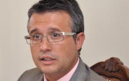 Alejandro Sánchez, the mayor of La Línea has no funds to pay for his administration