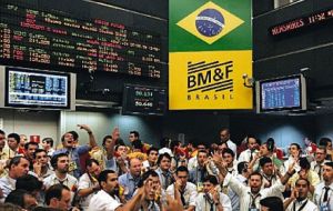 “Flood” of dollars forecasted with the planned share sale by Petrobras 
