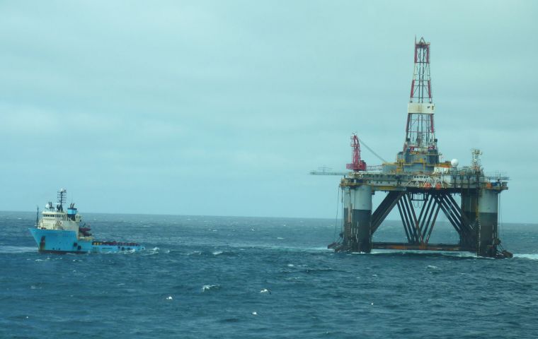 The Ocean Guardian rig (Photo by Cap. A Jensen)