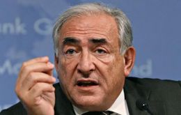 Managing Director Dominique Strauss-Kahn: “the piecemeal approach, one country after another, is not a good one”.