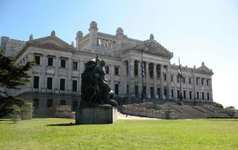The imposing building of the Uruguayan Legislative branch