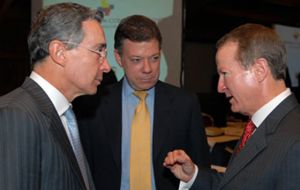 Uribe, Santos and ambassador Brownfield 