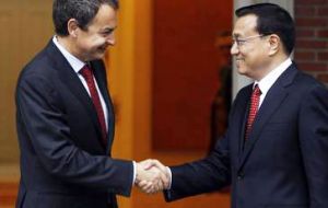 Spanish President Rodriguez Zapatero with Vice-Premier Li Keqiang