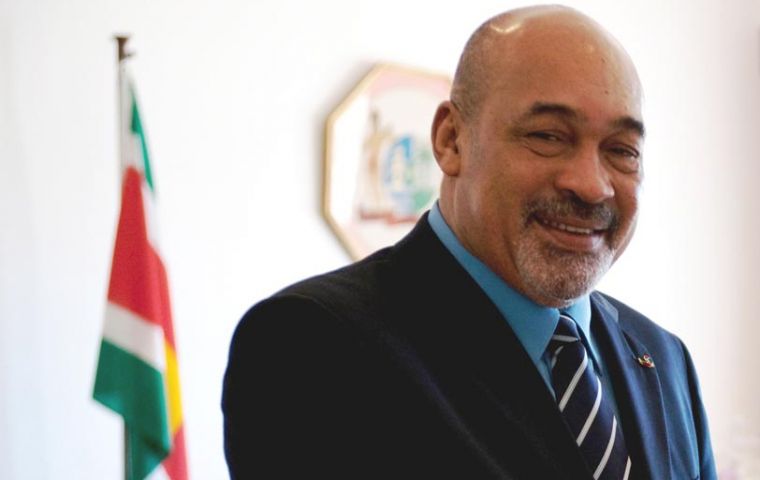 President Desi Bouterse sent the recognition letter to Mahmoud Abbas and to the UN Secretary General 