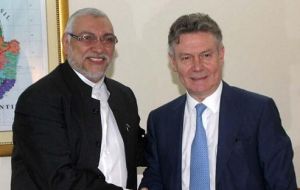 President Lugo with EU commissioner de Gutch 