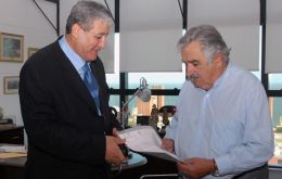 President Mujica and Palestine Ambassador in Argentine Walid Muaqqat (L)