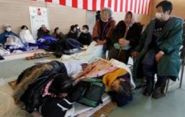 An estimated 250.000 people are living in shelters and rescue teams continue looking for corpses 