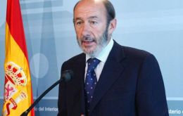 Spanish Deputy Prime Minister Alfredo Perez Rubalcaba: maritime rows “benefit criminals”