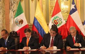 The four leaders celebrate the initiative and agree to meet again in Mexico 