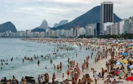 Sunny beaches, beautiful women and Carnival make Rio a world resort  