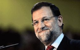 PP leader Mariano Rajoy, poised to become Spain’s next PM celebrates victory at regional and municipal elections