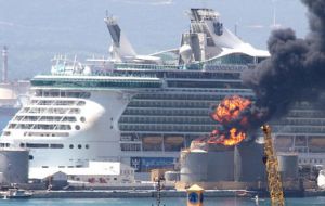 “Independence of the Seas” was very close to where the explosion and fire occurred 