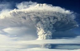 The volcanic ash cloud reached as far as south Brazil, the Falklands and Australia 