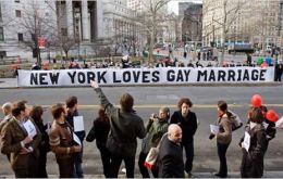 NY gays celebrate approval of the bill 