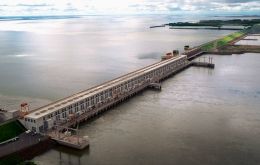 Most of Yacyretá hydroelectric dam power is absorbed by Argentina 