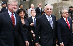 The former IMF chief and lawyers leave the courtroom 