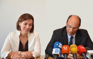  Ms Araujo and Caruana, “what’s good for Gibraltar is good for La Linea and what is bad for La Linea is bad for Gibraltar” (Photo gib.net)