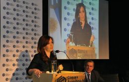 Cristina Fernandez wants to promote worldwide the Argentine model    