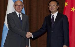 Foreign Affairs minister Hector Timerman with his peer Yang Jiechi 
